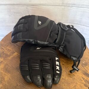 LEKI Black Ski Gloves